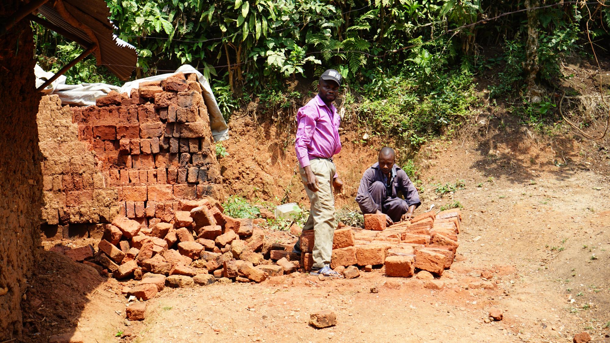 Photo 6: The brick production as an additional family income, village in Uganda 2022.