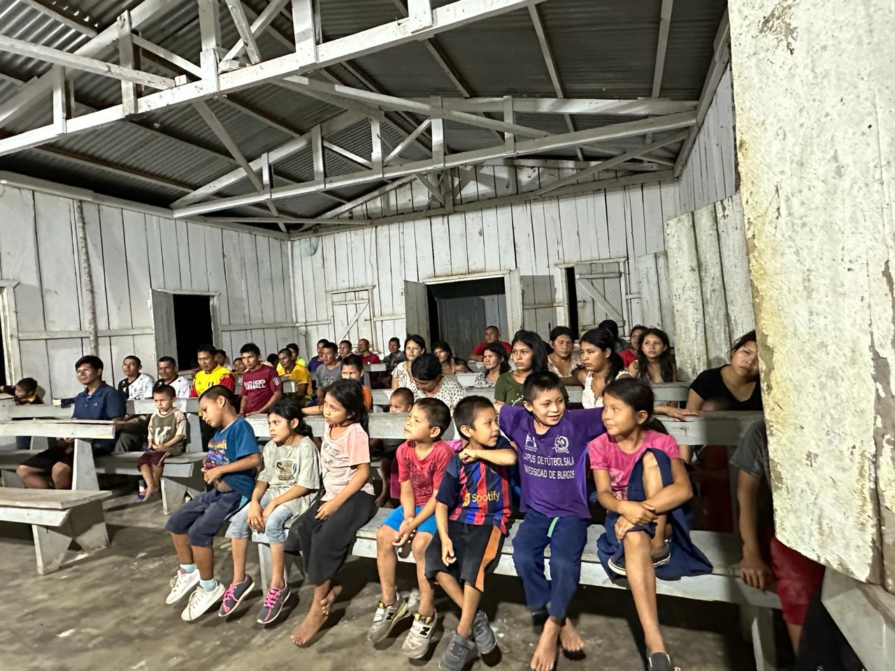 Congregation in San Luis Chico